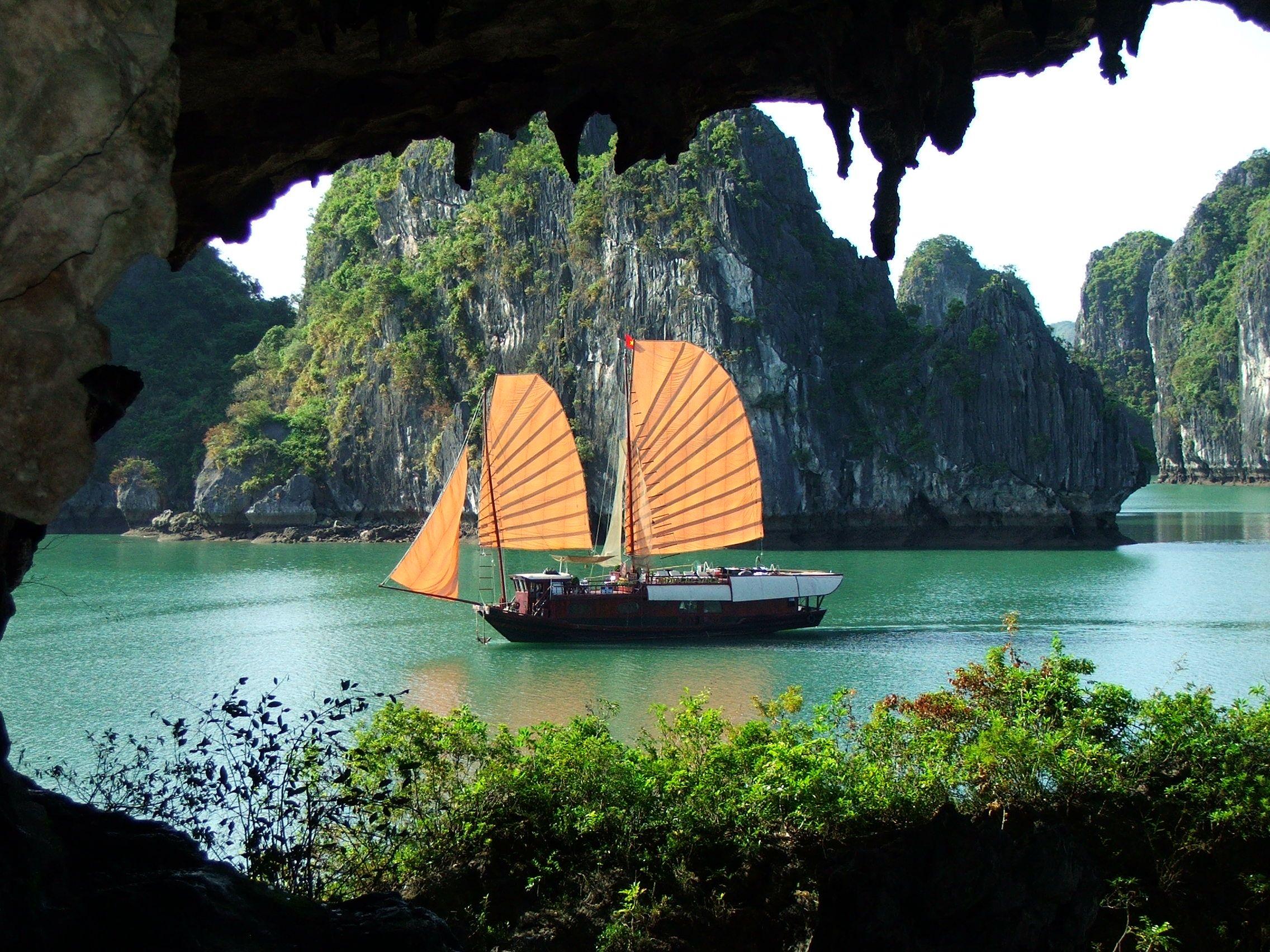 Tam Coc, Ninh Binh landscape